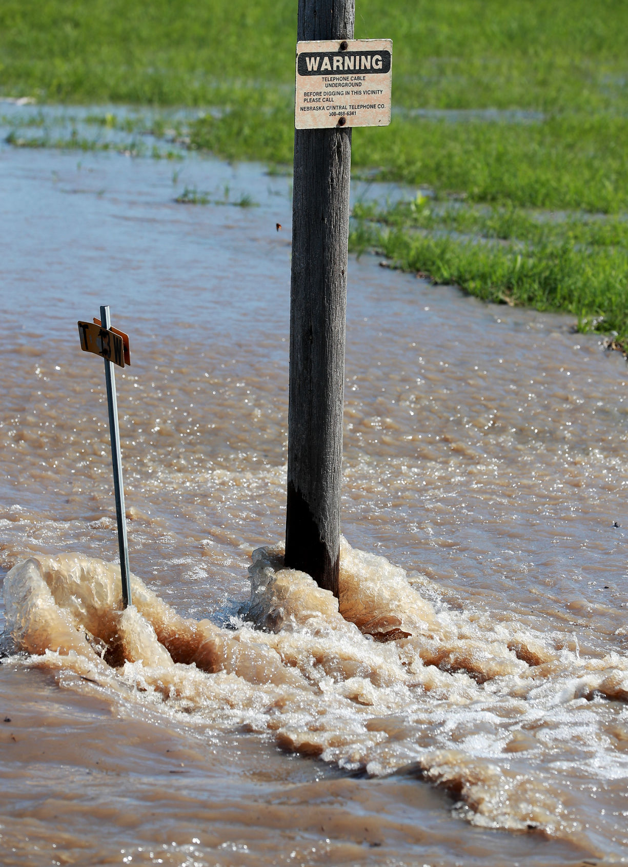 071119_GibbonFlooding13_bjs.JPG